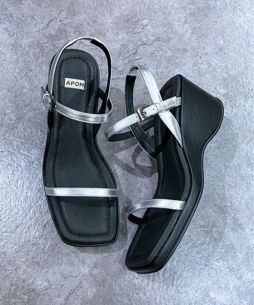 enchanted(エンチャンテッド)の「《APOM》本革ストラッピーウェッジソールサンダル(サンダル・レディース・ブラック/シルバー・40/39/38/37/36/35)」の13枚目の写真