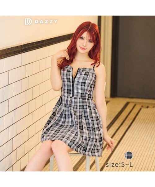 DAZZY(デイジー)の「フロントジップ モノトーン チェック プリーツ Aライン ミニドレス(ドレス・レディース・グレー・L/M/S)」の6枚目の写真