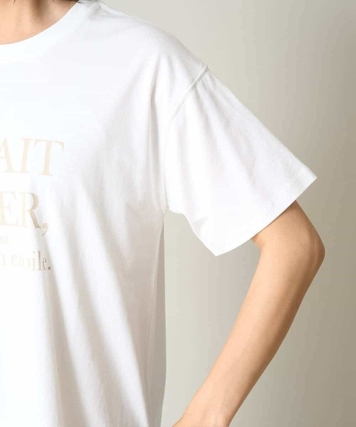 a.v.v(アーヴェヴェ)の「【接触冷感】大人のゆるロゴTシャツ(Tシャツ/カットソー・レディース・ホワイト/チャコールグレー/ネイビー/アイボリー・34/36/40/38/42)」の13枚目の写真