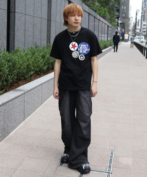 UNIT CHEST（ユニットチェスト）の「【UNIT CHEST】unique unisex T-shirt　OIF designer eggs コラボT 缶バッチ風Tシャツ by MARI ENOMOTO（Tシャツ/カットソー・メンズ・ブラック/ホワイト・L/M/S）」の17枚目の写真