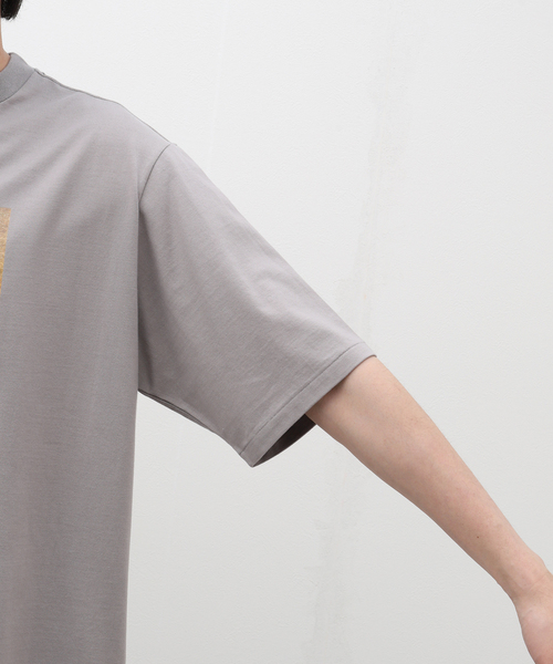 marka(マーカ)の「marka x Yuji Takeuchi (マーカ x ユウジタケウチ) SubTEE M24B-12CS02B(Tシャツ/カットソー・メンズ・ブラック/ホワイト/ライトグレー・2/3/1)」の17枚目の写真