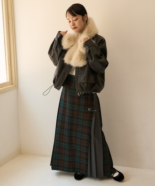 FREAK'S STORE(フリークスストア)の「Casselini/キャセリーニ リボンティペット(マフラー・レディース・ブラック/その他2/ベージュ・ONE SIZE)」の11枚目の写真