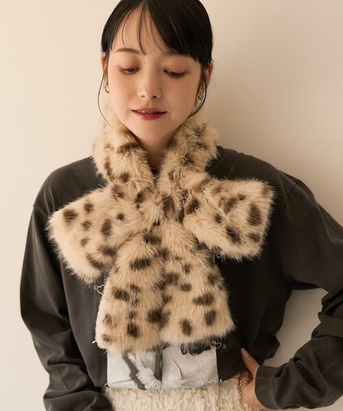 FREAK'S STORE(フリークスストア)の「Casselini/キャセリーニ リボンティペット(マフラー・レディース・ブラック/その他2/ベージュ・ONE SIZE)」の17枚目の写真