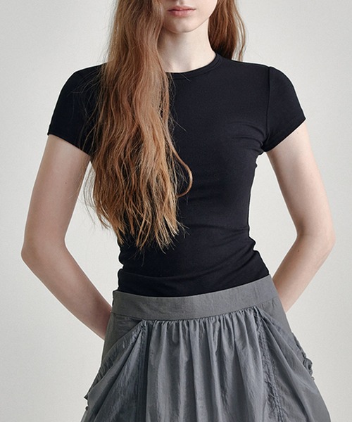 Fano Studios（ファノ ストゥディオズ）の「クルーネック　ショートスリーブスリムTシャツ　FX24S300【Fano Studios】（Tシャツ/カットソー・レディース・ブラック/ホワイト・L/M/S）」の9枚目の写真