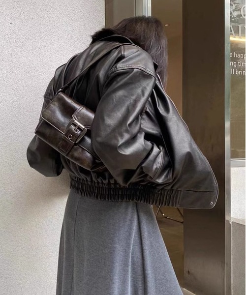 LA VORAGINE(ラ ヴォラジネ)の「2wayスクエアショルダーバッグ ベルト2本(ショルダーバッグ・レディース・ダークブラウン/ブラック・FREE)」の4枚目の写真