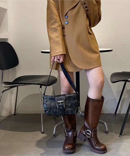 LA VORAGINE(ラ ヴォラジネ)の「2wayスクエアショルダーバッグ ベルト2本(ショルダーバッグ・レディース・ダークブラウン/ブラック・FREE)」の10枚目の写真