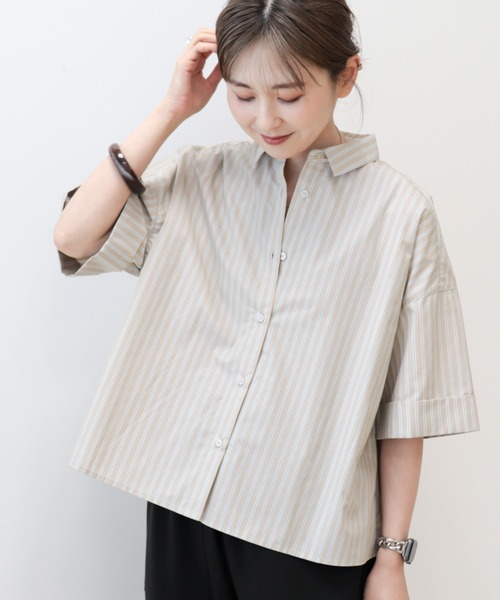 AMERICAN HOLIC(アメリカンホリック)の「イージーケア5分袖バックタックシャツ(シャツ/ブラウス・レディース・ネイビー系2/ベージュ系その他2/サックスブルー/オフホワイト・M/L)」の3枚目の写真