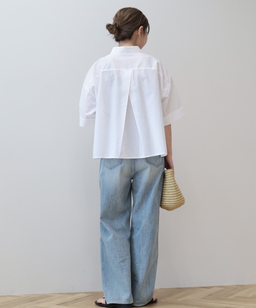 AMERICAN HOLIC(アメリカンホリック)の「イージーケア5分袖バックタックシャツ(シャツ/ブラウス・レディース・ネイビー系2/ベージュ系その他2/サックスブルー/オフホワイト・M/L)」の8枚目の写真