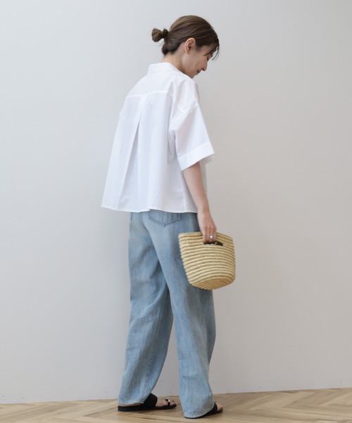 AMERICAN HOLIC(アメリカンホリック)の「イージーケア5分袖バックタックシャツ(シャツ/ブラウス・レディース・ネイビー系2/ベージュ系その他2/サックスブルー/オフホワイト・M/L)」の9枚目の写真