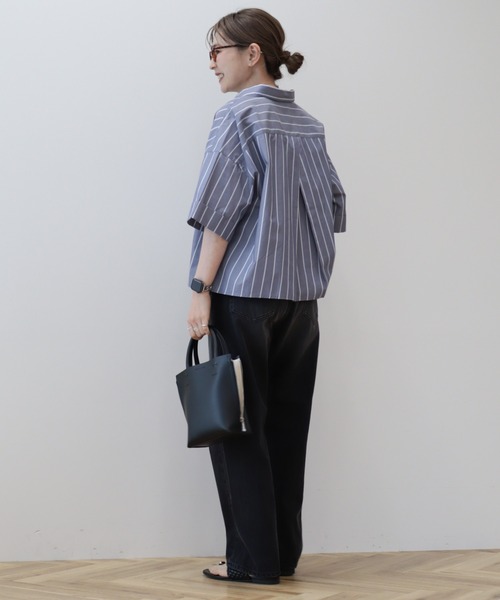 AMERICAN HOLIC(アメリカンホリック)の「イージーケア5分袖バックタックシャツ(シャツ/ブラウス・レディース・ネイビー系2/ベージュ系その他2/サックスブルー/オフホワイト・M/L)」の12枚目の写真