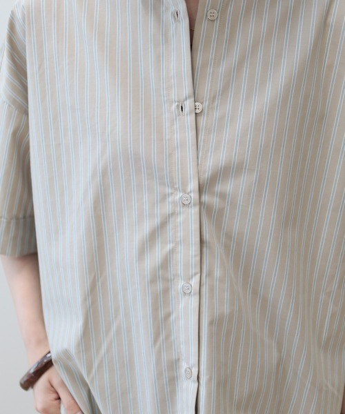 AMERICAN HOLIC(アメリカンホリック)の「イージーケア5分袖バックタックシャツ(シャツ/ブラウス・レディース・ネイビー系2/ベージュ系その他2/サックスブルー/オフホワイト・M/L)」の21枚目の写真