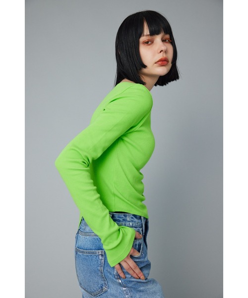 HeRIN.CYE（ヘリンドットサイ）の「Round hem cut tops   ラウンドヘムカットトップス（Tシャツ/カットソー・レディース・オフホワイト/グリーン/ブラック・FREE）」の11枚目の写真