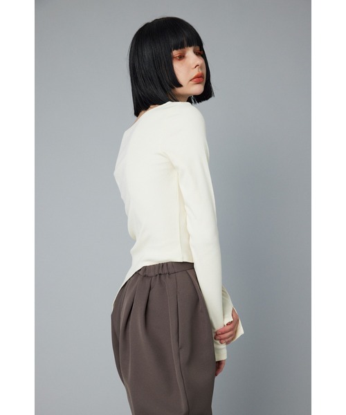 HeRIN.CYE（ヘリンドットサイ）の「Round hem cut tops   ラウンドヘムカットトップス（Tシャツ/カットソー・レディース・オフホワイト/グリーン/ブラック・FREE）」の7枚目の写真