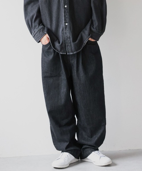 LOWRYS FARM(ローリーズファーム)の「ライトデニムワイドパンツ 140578(デニムパンツ・メンズ・ブラック/ブルー・LARGE/MEDIUM)」の2枚目の写真