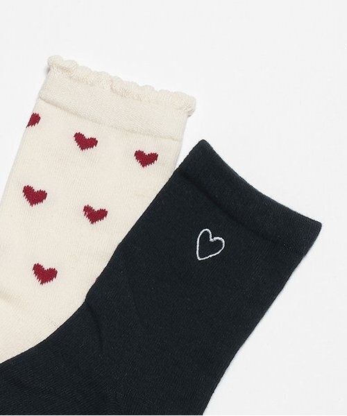petit main（プティマイン）の「GIRLSアソートソックス2P（ソックス/靴下・キッズ・オフホワイト/ブラック/レッド/アイボリー・S/SS/L/M）」の6枚目の写真