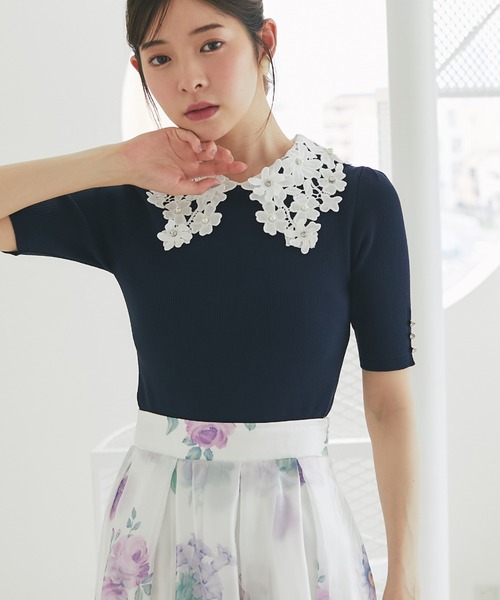 tocco closet(トッコ クローゼット)の「2WAYフラワーレース襟付きリブニットプルオーバー(ニット/セーター・レディース・モカ/チャコール/ブラック/ネイビー/オフホワイト・M)」の5枚目の写真
