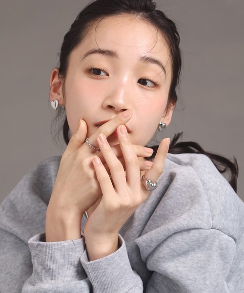 LHME（エルエイチエムイー）の「【WEB限定】“Moment”プランプハートリング/サージカルステンレス（金属アレルギー対応）【LHME / エルエイチエムイー】（リング・レディース・シルバー・13号/15号/11号）」の11枚目の写真