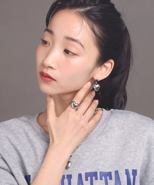 LHME（エルエイチエムイー）の「【WEB限定】“Moment”プランプハートリング/サージカルステンレス（金属アレルギー対応）【LHME / エルエイチエムイー】（リング・レディース・シルバー・13号/15号/11号）」の13枚目の写真