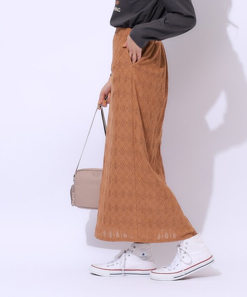 Cutie Blonde(キューティーブロンド)の「◆きれいめにもカジュアルにも レースナロースカート(スカート・レディース・キャメル/ブラック・04/03/02)」の14枚目の写真
