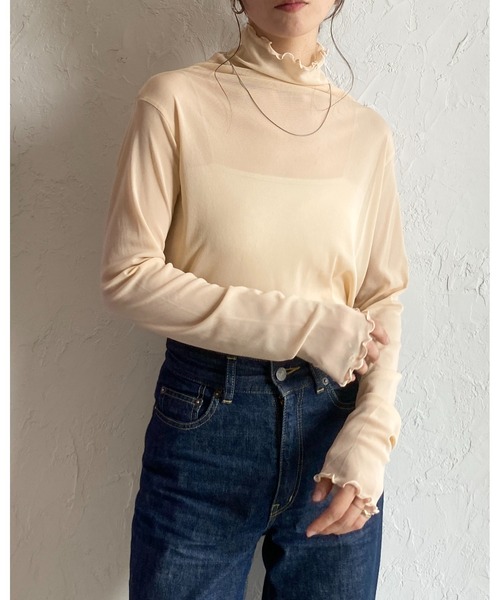 She's Closet(シーズクローゼット)の「前後2wayメロウフリルハイネック長袖シアー/シースループルオーバートップス(Tシャツ/カットソー・レディース・ライトベージュ・FREE)」の4枚目の写真