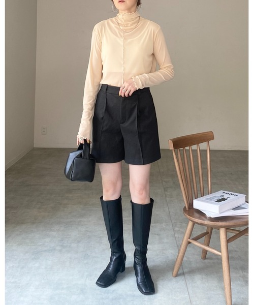 She's Closet(シーズクローゼット)の「前後2wayメロウフリルハイネック長袖シアー/シースループルオーバートップス(Tシャツ/カットソー・レディース・ライトベージュ・FREE)」の12枚目の写真