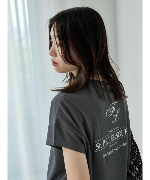 Samansa Mos2 blue(サマンサモスモスブルー)の「【抗菌防臭】ロゴビッグTシャツ(Tシャツ/カットソー・レディース・ブラック/グリーン/チャコールグレー/オフホワイト/シルバーグレー・F)」の1枚目の写真