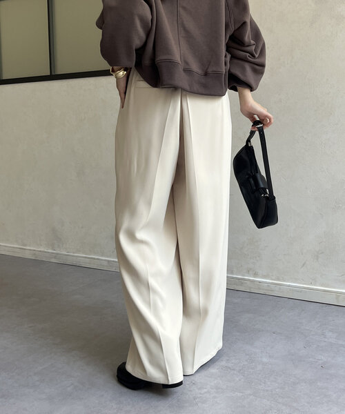 Thevon（ゼボン）の「2タックスラックスパンツ（その他パンツ・レディース・チャコールグレー/ブラック/アイボリー/ネイビー/ライトグレー/ダークブラウン・S/M/PS）」の13枚目の写真