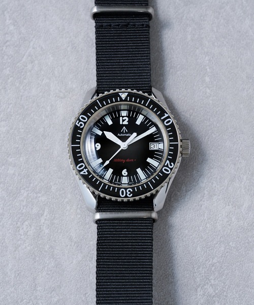 NAVAL WATCH（ナバルウォッチ）の「【NAVAL WATCH】NAVAL MILITARY WATCH MIL.-05 SV/BK Automatic ROYAL Military Diver TYPE（アナログ腕時計・メンズ・ブラック・FREE）」の3枚目の写真