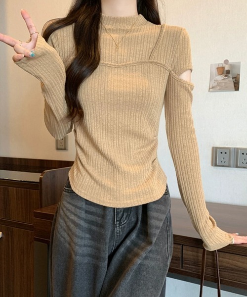 Miniministore(ミニミニストア)の「肌見せニットトップス 韓国風タイトニット(ニット/セーター・レディース・ベージュ/ブラウン/ブラック・FREE)」の12枚目の写真