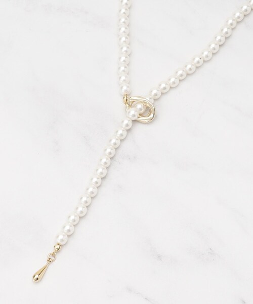 SHOO・LA・RUE（シューラルー）の「◆パール調Y字ネックレス（ネックレス・レディース・シルバー/ゴールド・00）」の6枚目の写真