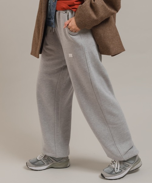 MUHET(ミュエータ)の「裏毛スウェットパンツ(スウェットパンツ・レディース・ネイビー/杢グレー・MEDIUM/X-LARGE)」の8枚目の写真