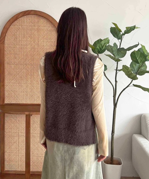apres jour clair（アプレジュールクレア）の「【apres jour clair】ベロア変形TOPS【ZOZOTOWN限定アイテム】（Tシャツ/カットソー・レディース・ベージュ/ダークブラウン/アイボリー/ブラック・フリー/X-LARGE）」の7枚目の写真
