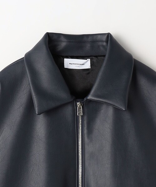MAGIC STICK（マジックスティック）の「＜MAGIC STICK＞ レザータッチ CWU-36P ジャケット（ブルゾン・メンズ・ネイビー/ブラック・M/L）」の4枚目の写真