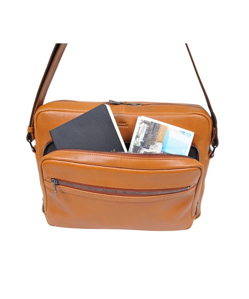 SEEKER(シーカー)の「【NOBLE】オイルレザー A4スクエアショルダー SKB-NB08(ショルダーバッグ・メンズ・キャメル/グリーン/ブラック/ワイン/ネイビー・FREE)」の21枚目の写真