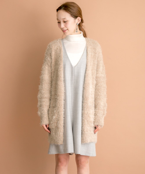URBAN RESEARCH（アーバンリサーチ）の「UR フェザーヤーンカーディガン（カーディガン/ボレロ・レディース・ベージュ/グレー/ダークグリーン・FREE）」の13枚目の写真