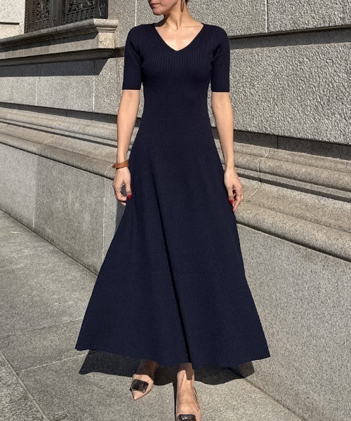 JENNE（ジェンヌ）の「細見えリブワンピース（ワンピース・レディース・ブルー/ブラック/ネイビー・SMALL/LARGE/MEDIUM）」の2枚目の写真