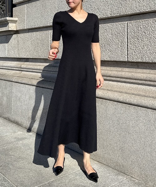 JENNE（ジェンヌ）の「細見えリブワンピース（ワンピース・レディース・ブルー/ブラック/ネイビー・SMALL/LARGE/MEDIUM）」の5枚目の写真