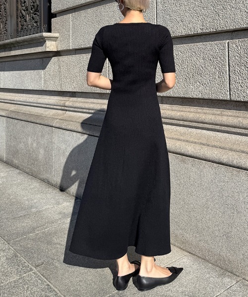 JENNE（ジェンヌ）の「細見えリブワンピース（ワンピース・レディース・ブルー/ブラック/ネイビー・SMALL/LARGE/MEDIUM）」の6枚目の写真
