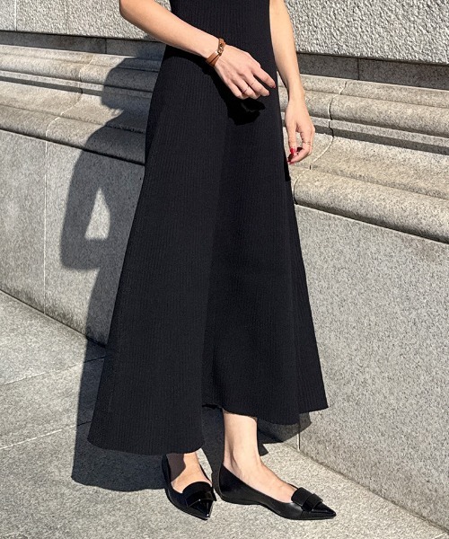 JENNE（ジェンヌ）の「細見えリブワンピース（ワンピース・レディース・ブルー/ブラック/ネイビー・SMALL/LARGE/MEDIUM）」の12枚目の写真