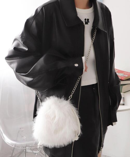 WEGO（ウィゴー）の「WEGO/ファー巾着チェーンショルダー（ショルダーバッグ・レディース・ホワイト/ブラック/グレー系その他/ブラウン系その他/ピンク・FREE）」の10枚目の写真