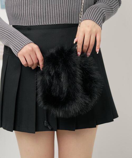 WEGO（ウィゴー）の「WEGO/ファー巾着チェーンショルダー（ショルダーバッグ・レディース・ホワイト/ブラック/グレー系その他/ブラウン系その他/ピンク・FREE）」の11枚目の写真