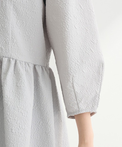 ef-de（エフデ）の「ef-de 衿取り外しペプラムブラウス（シャツ/ブラウス・レディース・ライトグレー/アイボリー・MEDIUM/LARGE）」の15枚目の写真