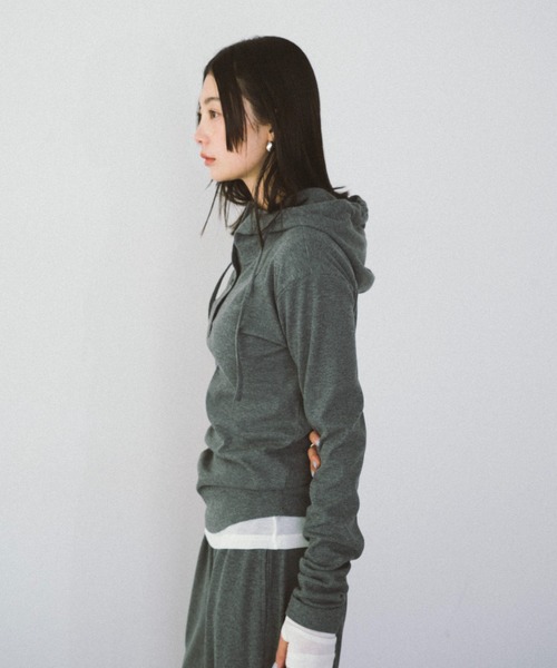 HANNE（アン）の「フーディーリブロンTEE（Tシャツ/カットソー・レディース・グレー/レッド・FREE）」の4枚目の写真