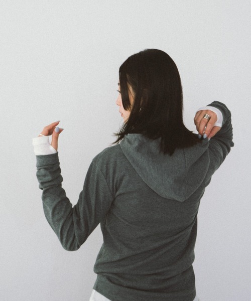 HANNE（アン）の「フーディーリブロンTEE（Tシャツ/カットソー・レディース・グレー/レッド・FREE）」の6枚目の写真