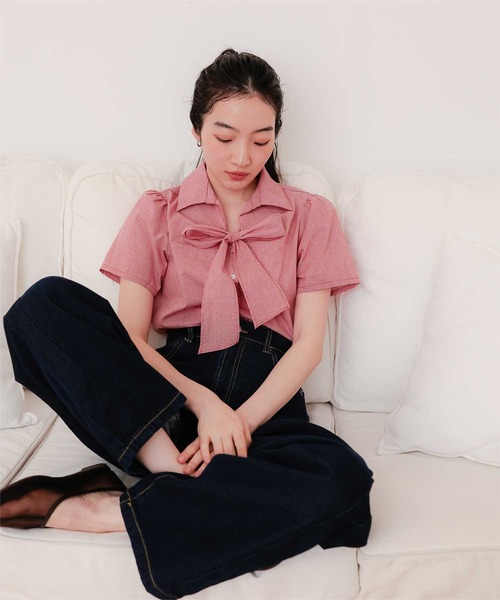 miette(ミエット)の「フロントリボンパフスリーブシャツ(シャツ/ブラウス・レディース・ブルー/レッド/ブラック・FREE)」の14枚目の写真
