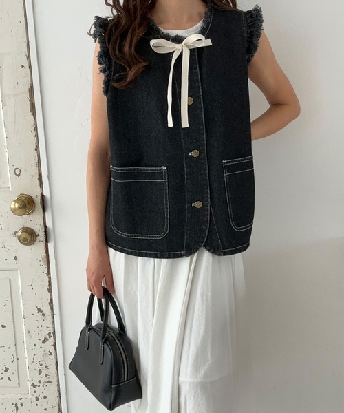 LAUIR（ラウアー）の「リボンデザインデニムベスト（ベスト・レディース・ブルー/ブラック・LARGE/MEDIUM/SMALL）」の17枚目の写真