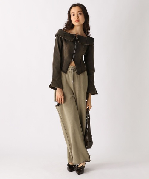 FOREVER 21(フォーエバー トゥエンティーワン)の「【2025SS】ヴィンテージライクデニムブラウス(その他トップス・レディース・ブラック/ブルー・SMALL/MEDIUM)」の3枚目の写真