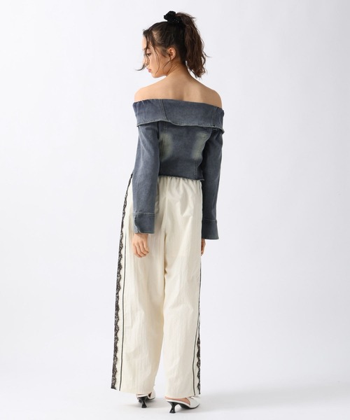 FOREVER 21(フォーエバー トゥエンティーワン)の「【2025SS】ヴィンテージライクデニムブラウス(その他トップス・レディース・ブラック/ブルー・SMALL/MEDIUM)」の22枚目の写真