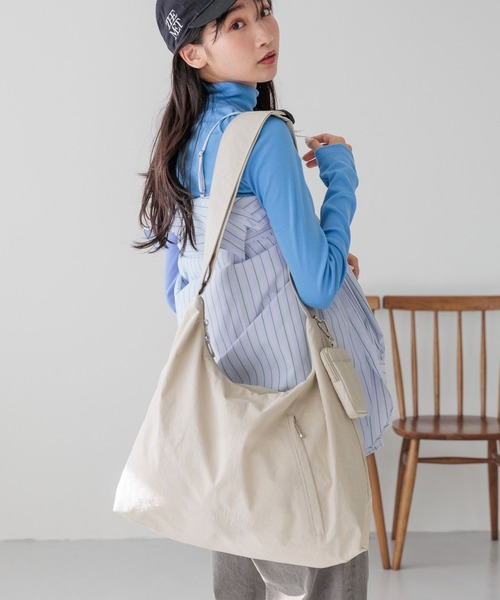 YYさん専用 セール】LFポーチツキショルダー 284037(ショルダーバッグ