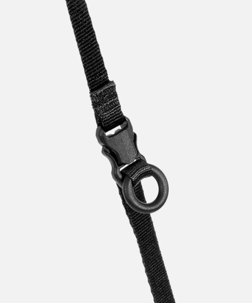 Aer(エアー)の「【Aer / エアー】 Simple Collection Simple Pouch(ショルダーバッグ・メンズ・ブラック/ホワイト・FREE)」の9枚目の写真